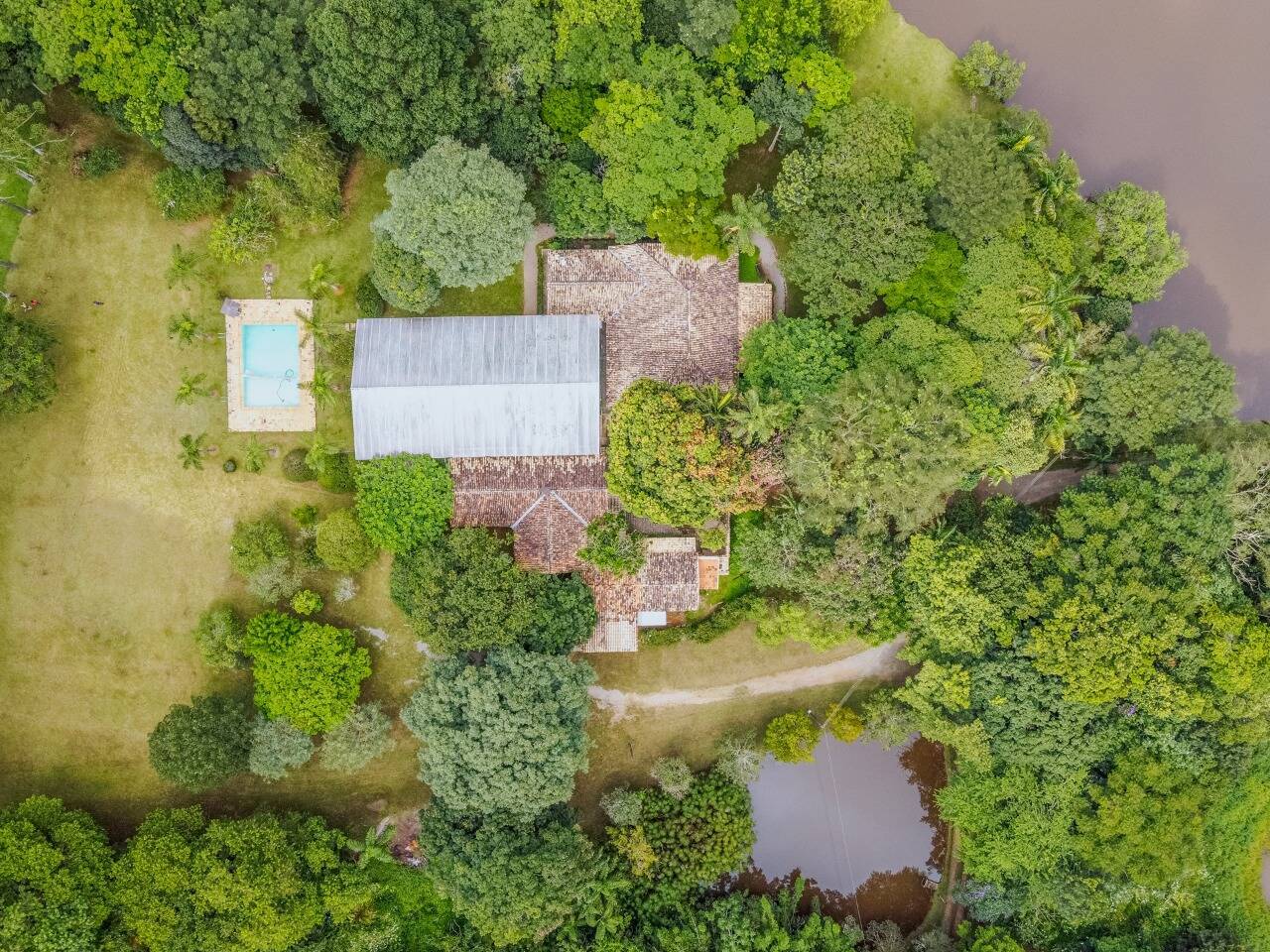 Sítio, 5 quartos, 46 hectares - Foto 6