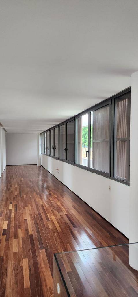 Casa, 6 quartos, 1486 m² - Foto 3