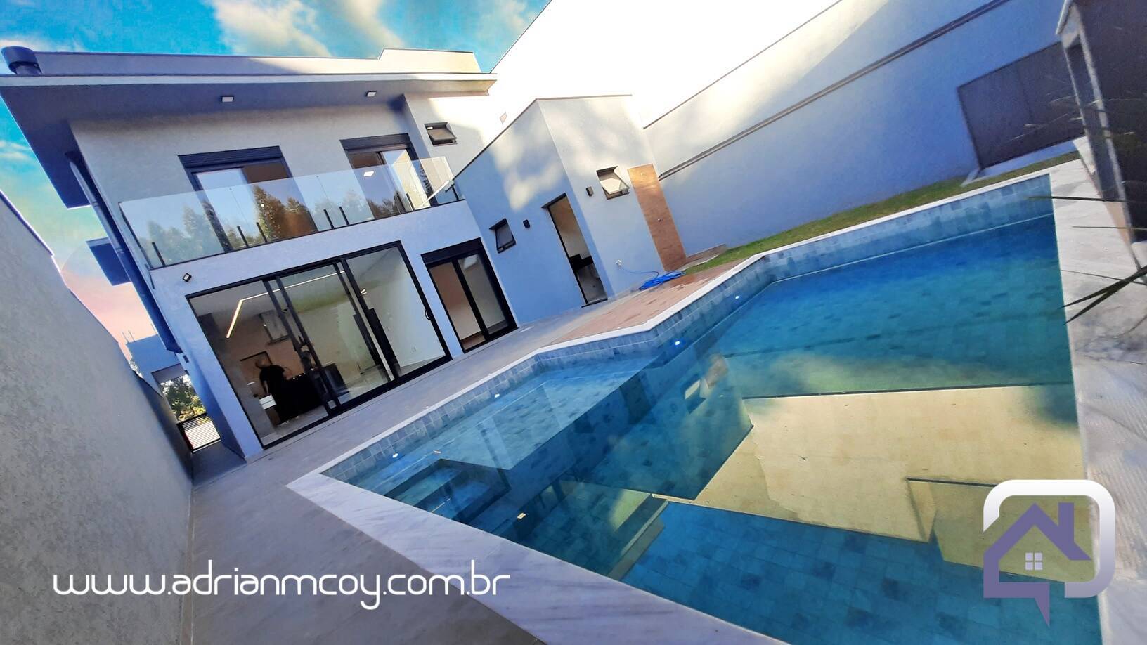 Casa, 4 quartos, 253 m² - Foto 1