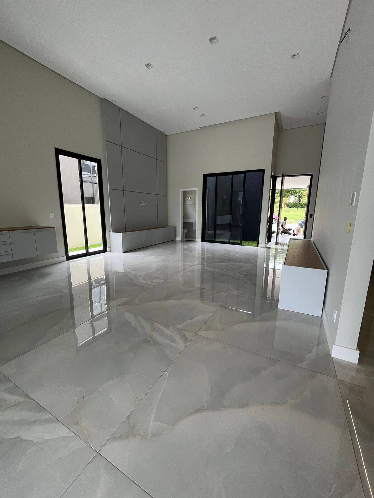 Casa, 3 quartos, 242 m² - Foto 2