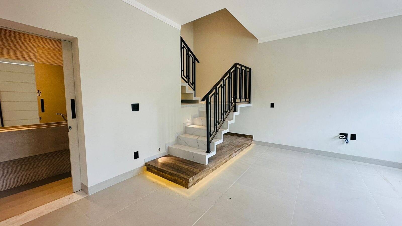 Casa, 3 quartos, 224 m² - Foto 2