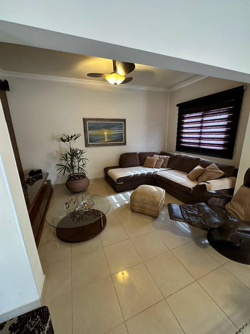 Casa, 4 quartos, 330 m² - Foto 9