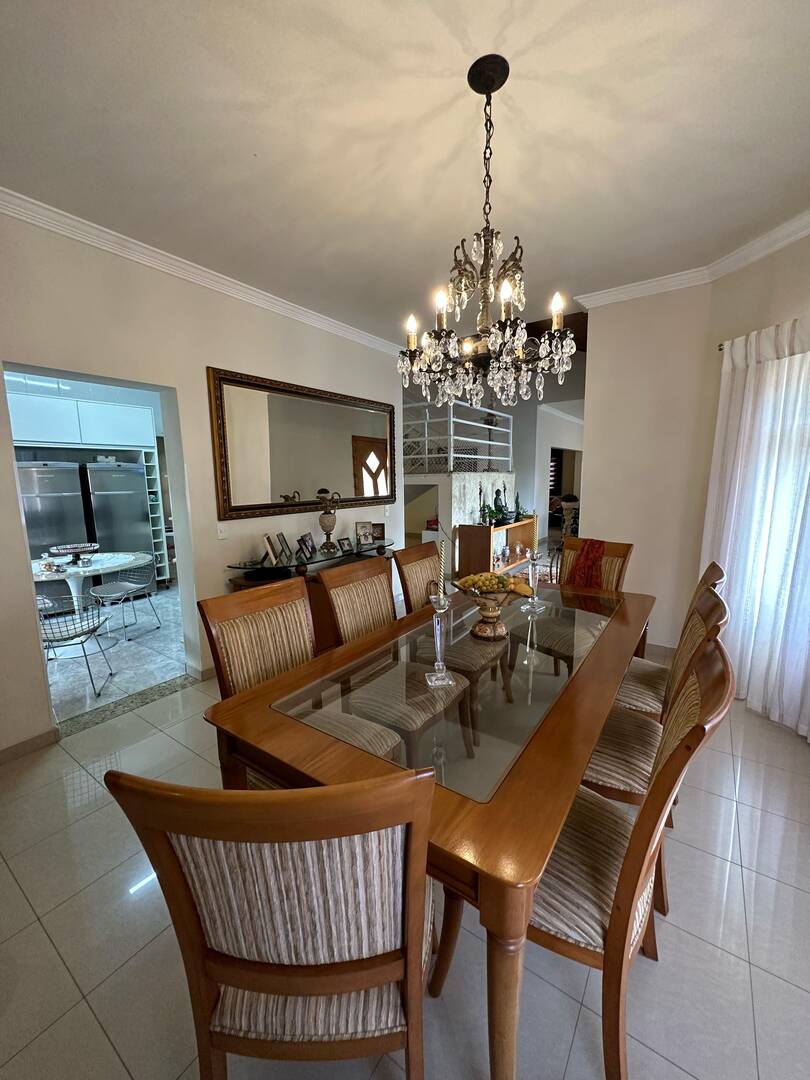 Casa, 4 quartos, 330 m² - Foto 10