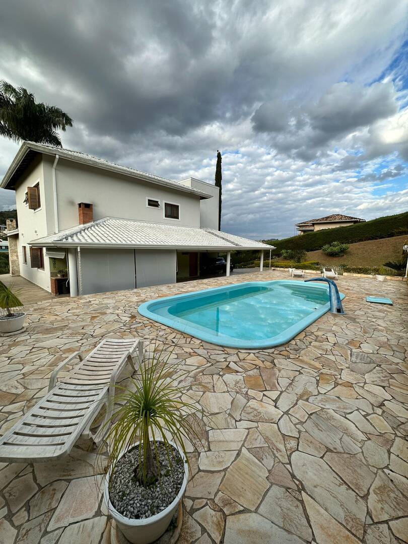 Casa, 4 quartos, 330 m² - Foto 2