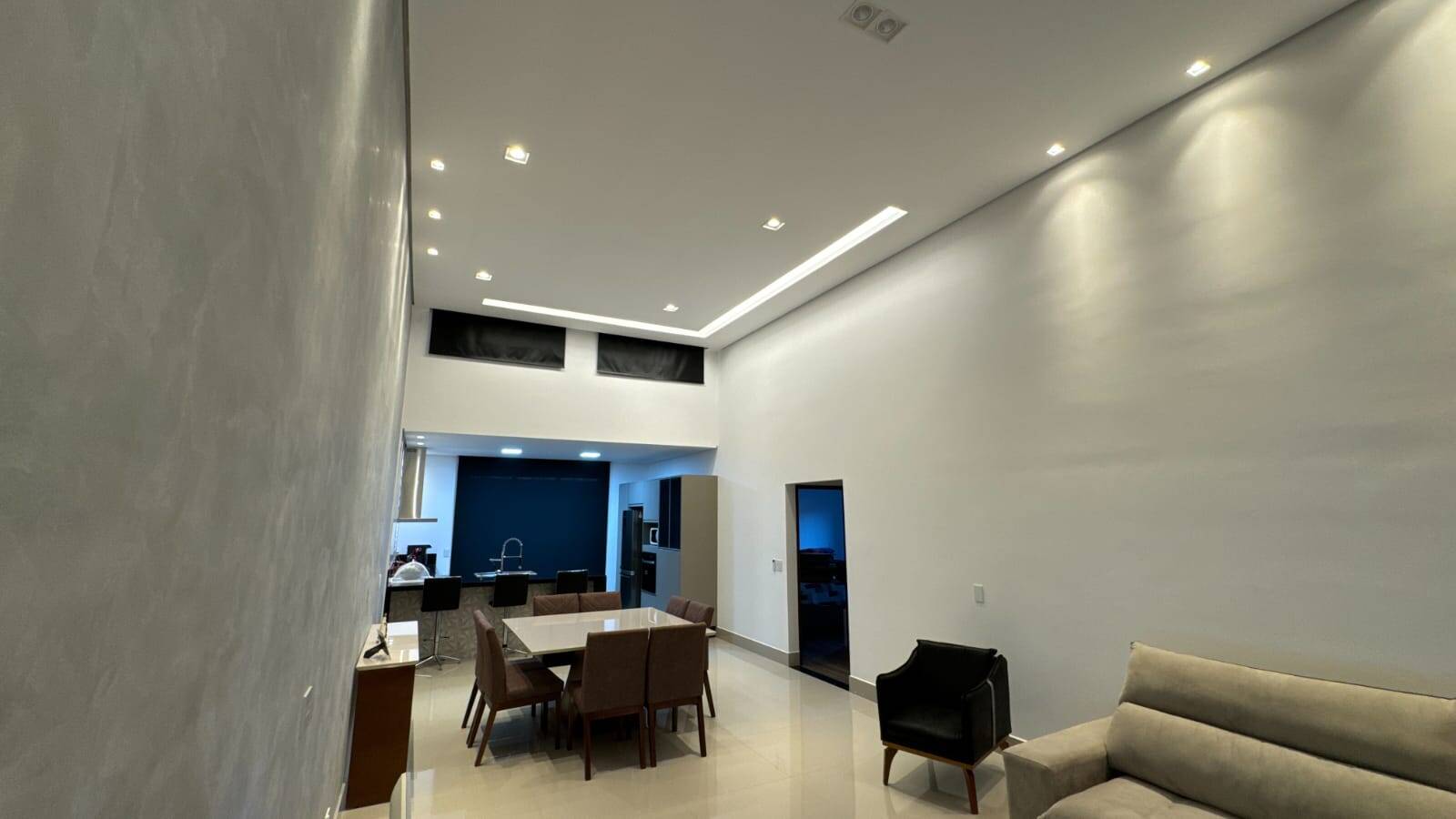 Casa, 3 quartos, 170 m² - Foto 1