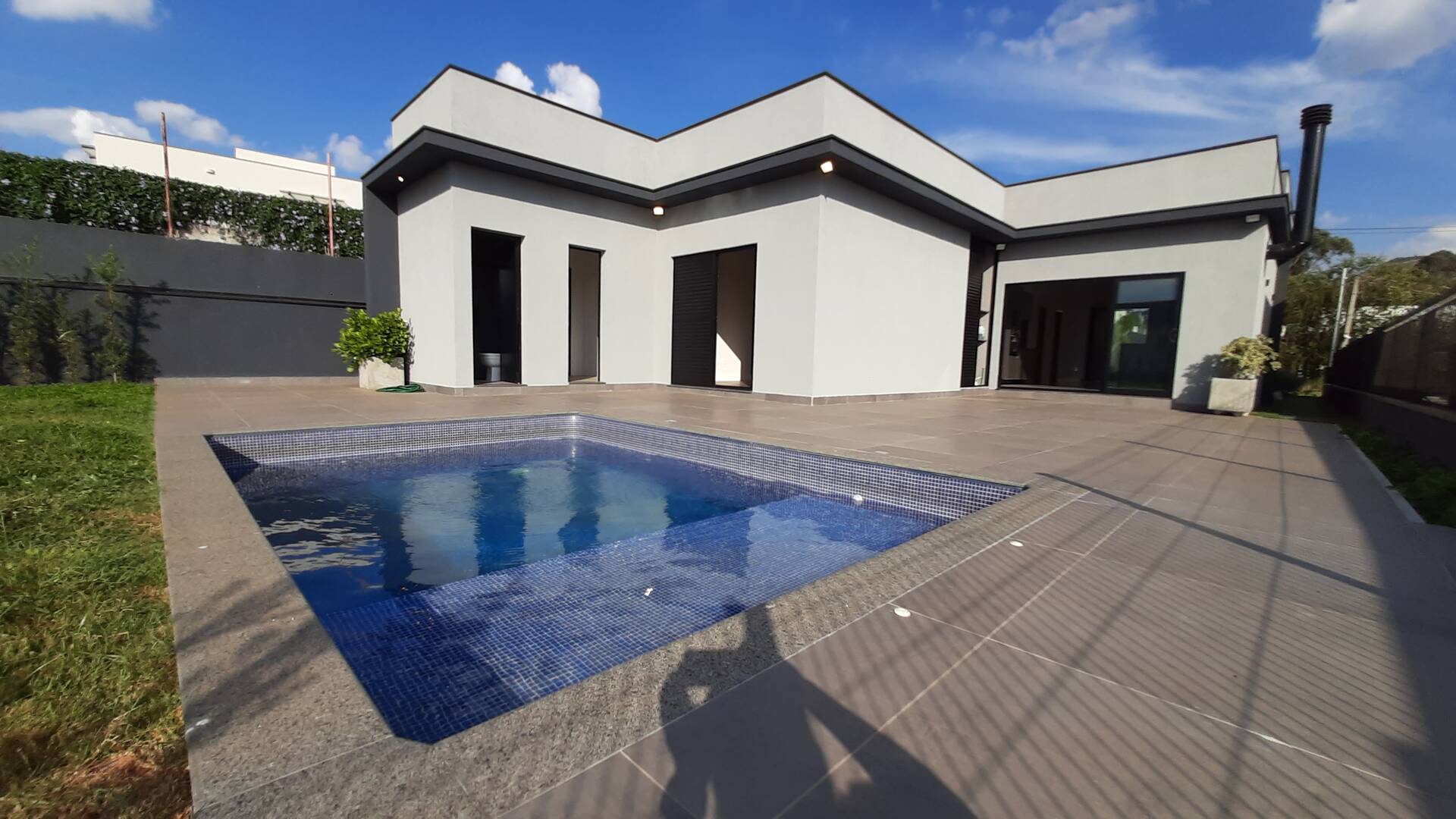 Casa, 3 quartos, 173 m² - Foto 1