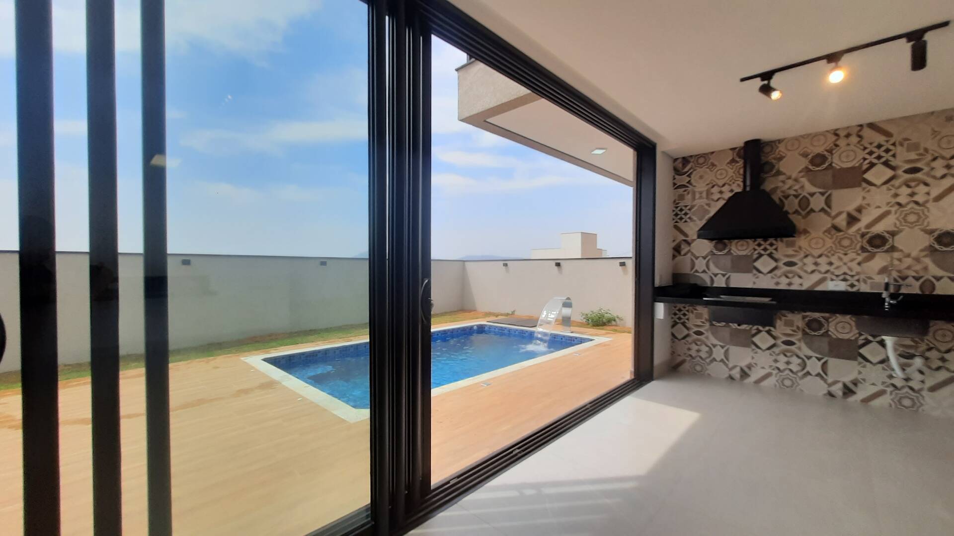 Casa, 3 quartos, 190 m² - Foto 1