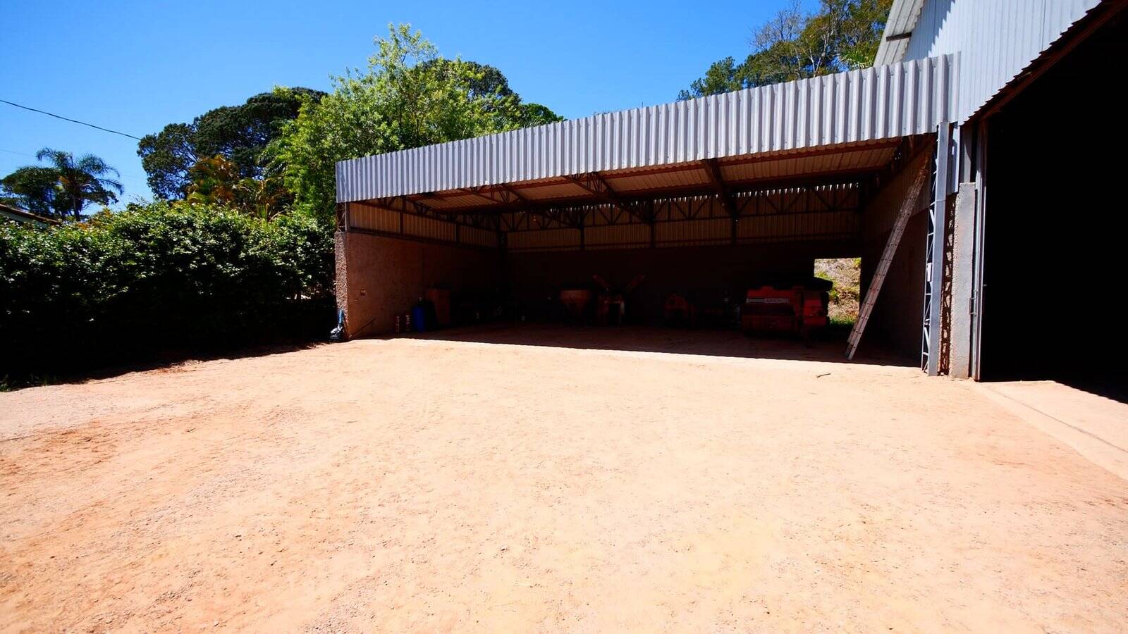 Sítio, 10 quartos, 16 m² - Foto 17